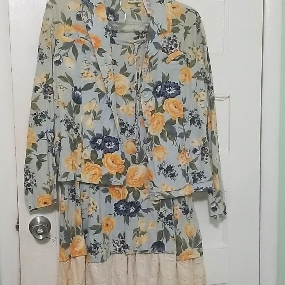 Light blue floral 2- piece Linen top and Skirt